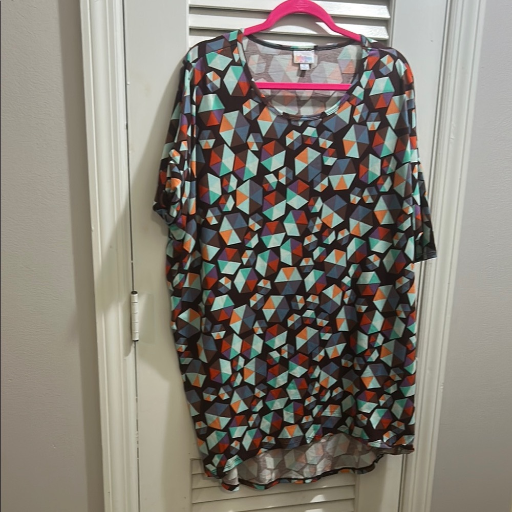 LulaRoe Geometric Patterned Women's Top